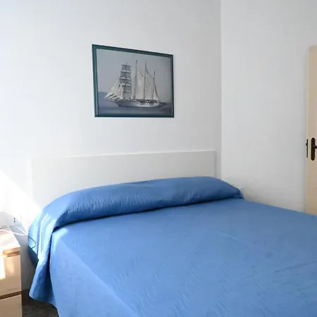 Se232 - Senigallia, Trilocale Con Cortile Privato Daire *